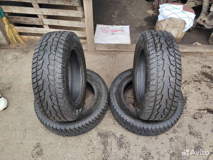 Ecovision W-686 225/65 R17 102H