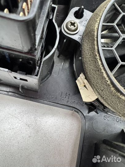 Рамка под магнитолу Pontiac Vibe 1, 2006