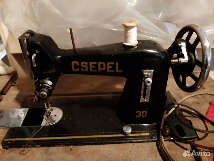 Швейная машина Csepel 30