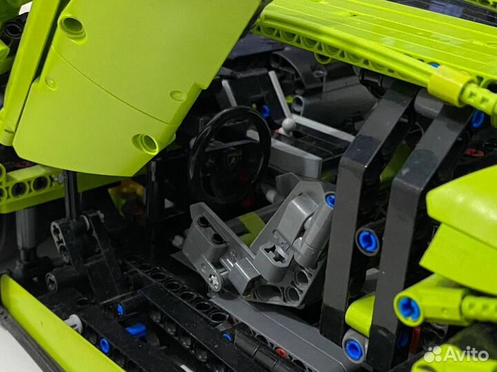 Lego Technic Lamborghini 42115