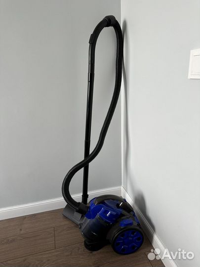 Пылесос Dexp H-1600