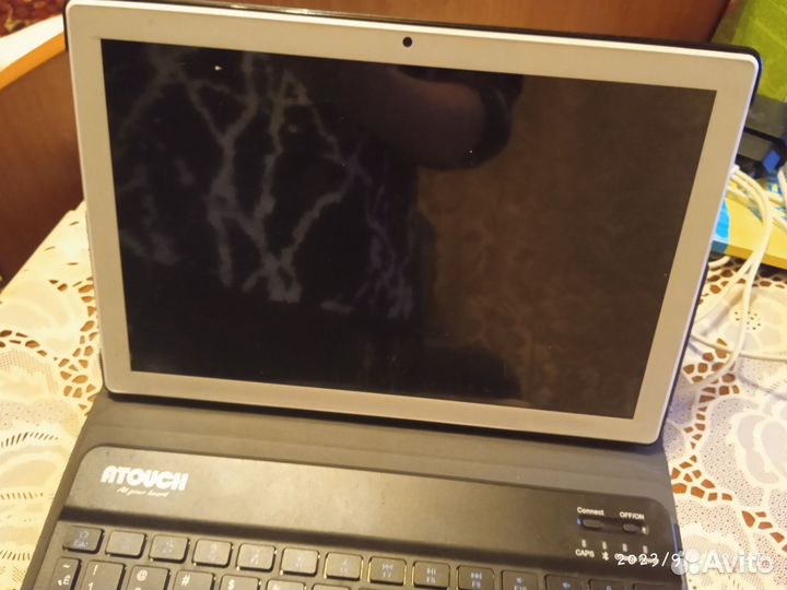 Продам планшет за 6000 256гб оперативной памяти