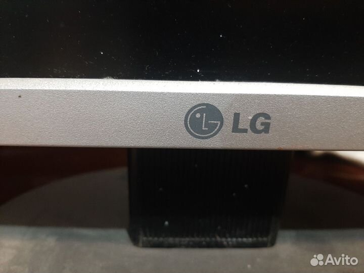 Монитор LG 17