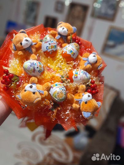 Букет из киндеров