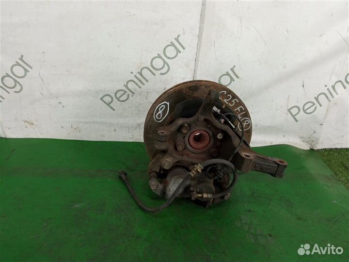 Ступица (кулак, цапфа) передняя левая Nissan