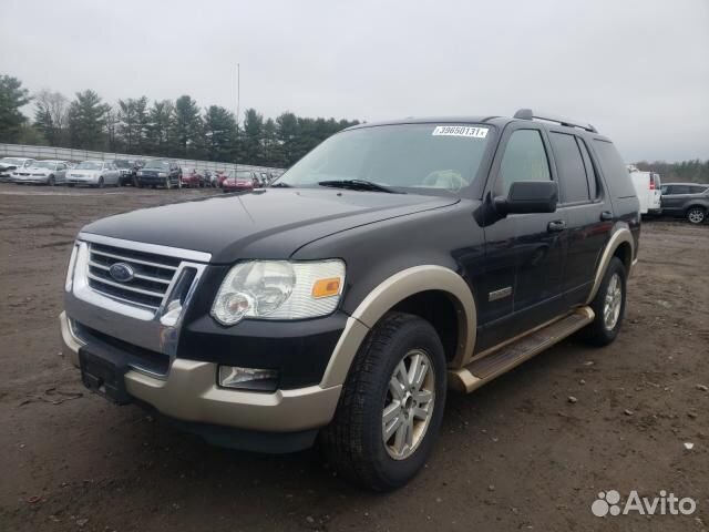 В разборе Ford Explorer 4