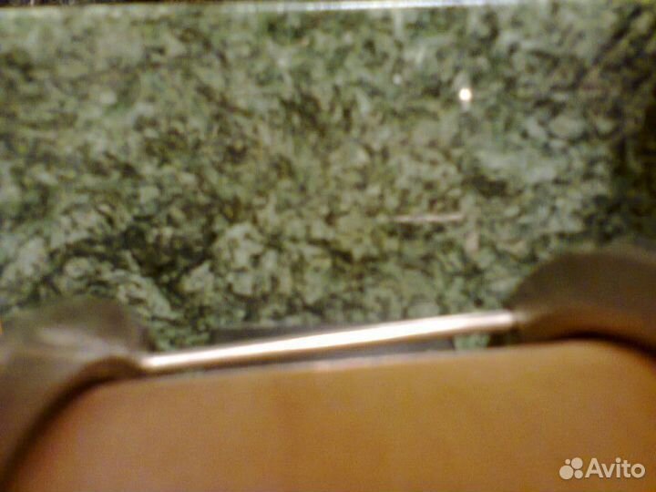 Часы настольные механические 