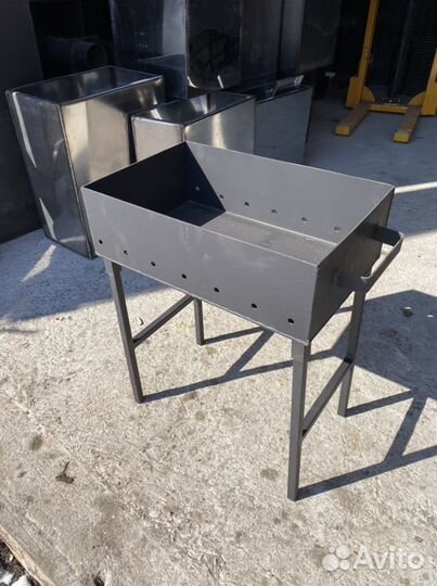 Мангал с ножками 3мм