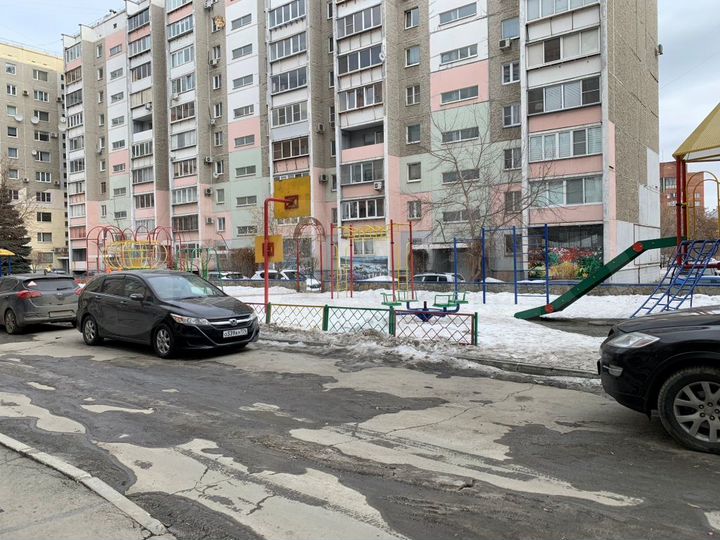 3-к. квартира, 105 м², 8/10 эт.