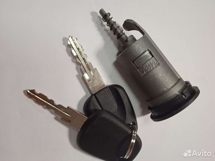 Личинка замка зажигания Дэу Нексия