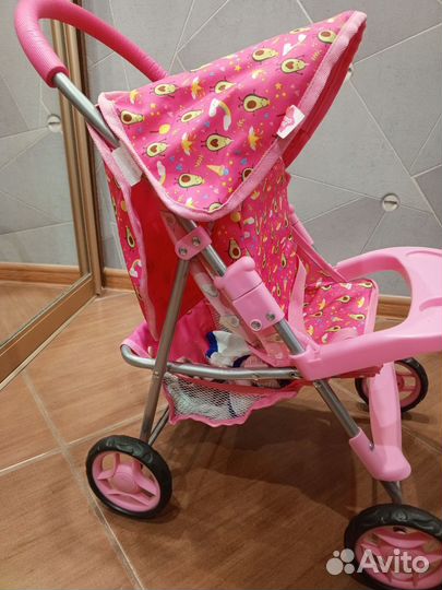 Коляска кукольная