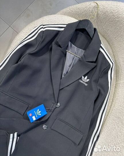 Брючный костюм женский Adidas Balenciaga