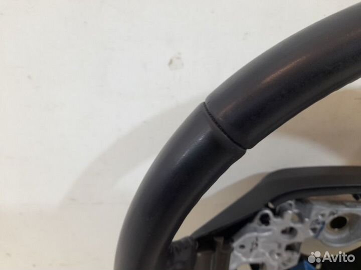 Руль Toyota Land Cruiser 200 2016-2022