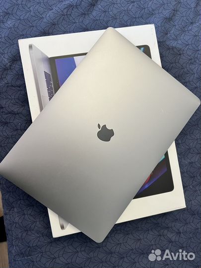 Apple MacBook pro 16 2019 i7