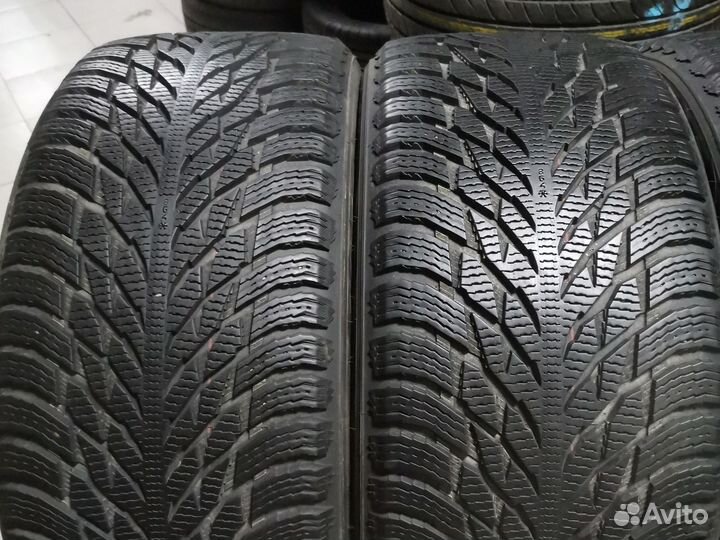 Nokian Tyres Hakkapeliitta R3 SUV 295/40 R21