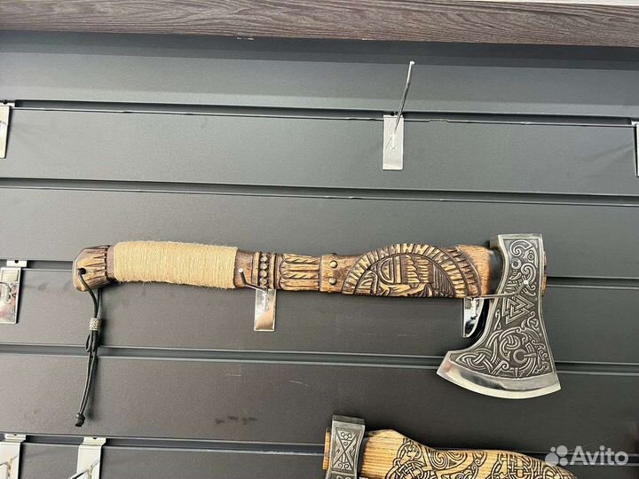 Топор Лик Одина кованый сталь 65г