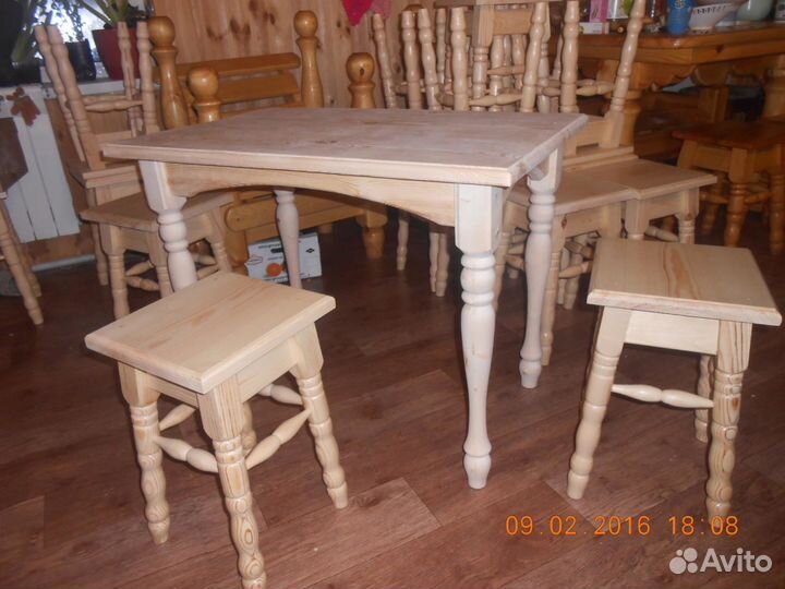 Продам табуреты