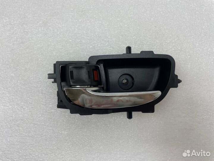 Ручка двери передняя левая Toyota Corolla mzea12