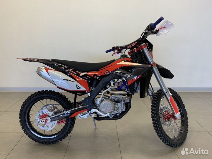 Мотоцикл BSE M4