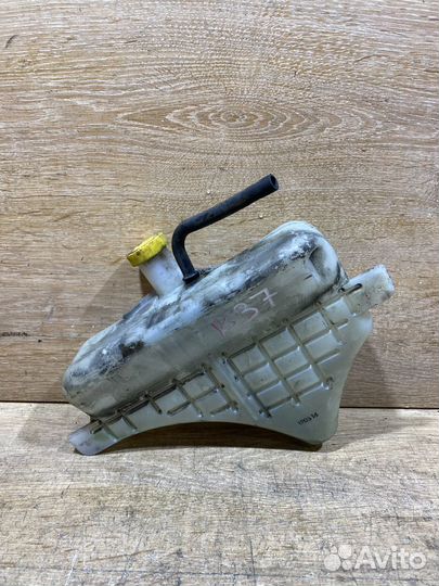 Бачок расширительный Mazda 6 GG B37