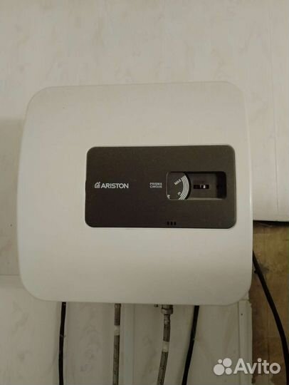 Водонагреватель проточный ariston