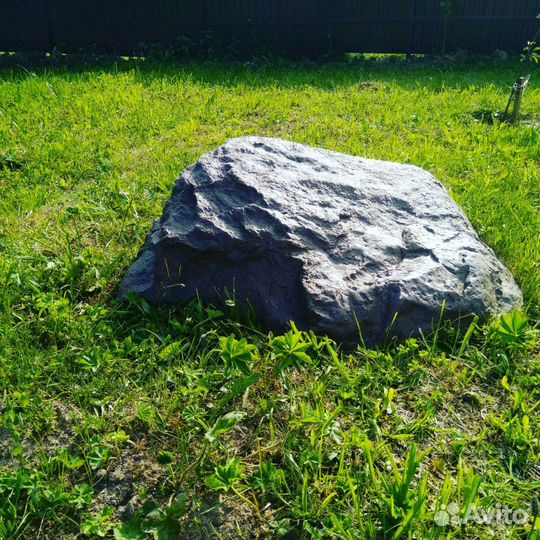 Декоративные камни-валуны