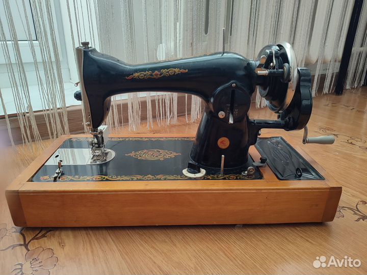 Швейная машинка Подольск