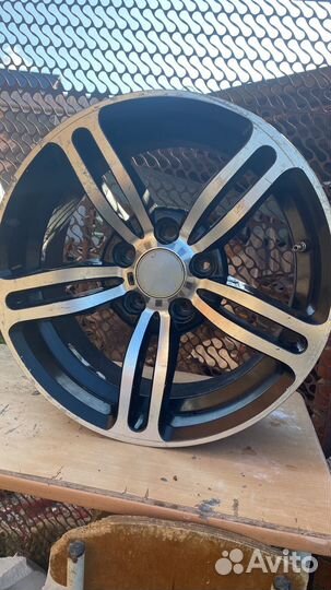 Диск литой r 17