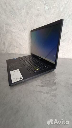 Новый Ноутбук asus 14 E410KA