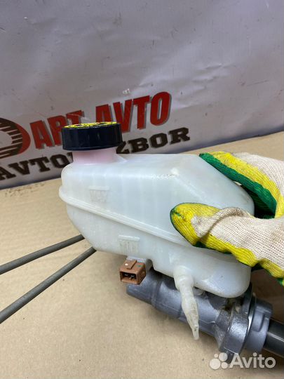 Главный тормозной цилиндр Tank 300