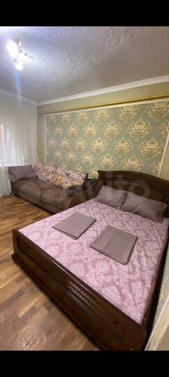 Комната 15 м² в 5-к., 1/1 эт.