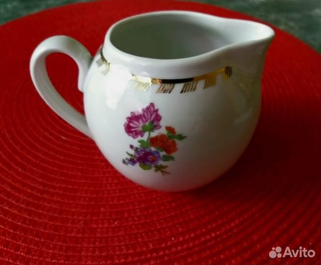 молочники и сливочники краснодарского фарфорового завода ссср. разноцветный молочник. молочник песочное. молочник первомайский фарфоровый завод. сливочник песочное ссср.