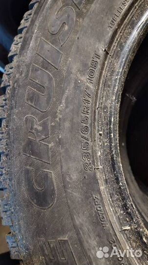 Bridgestone Ice Cruiser 7000 235/65 R17