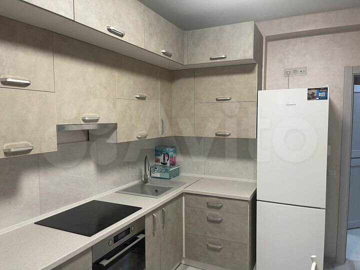 1-к. квартира, 42 м², 3/11 эт.