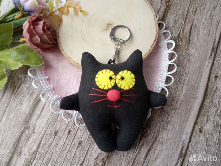 Брелки ручная авторская работа