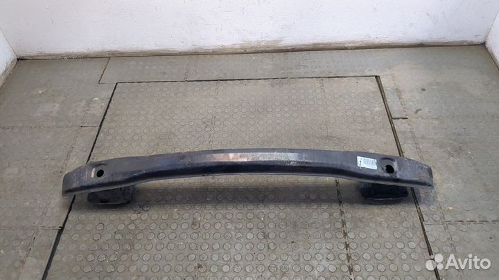 Усилитель бампера Mercedes C W204, 2009