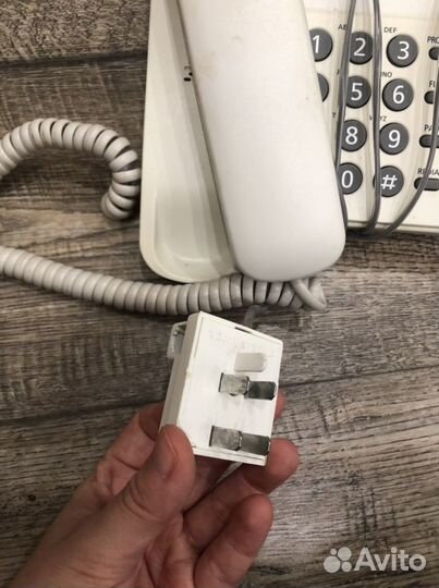 Стационарный телефон