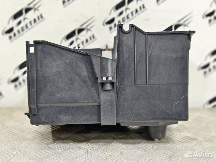 Короб аккумулятора Ford Kuga CBV 2.0 tdci G6DG