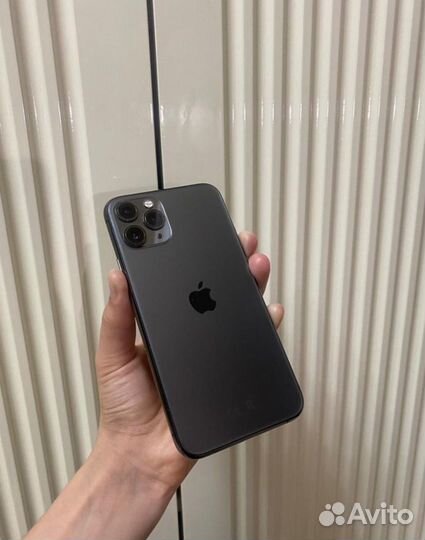 iPhone 11 Pro, 256 ГБ