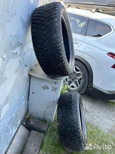 Roadguider SKS-3 235/55 R17