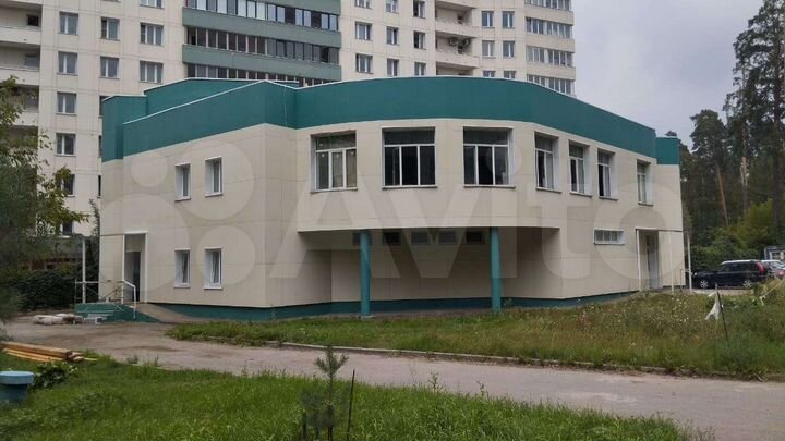 Здание, 675 м²