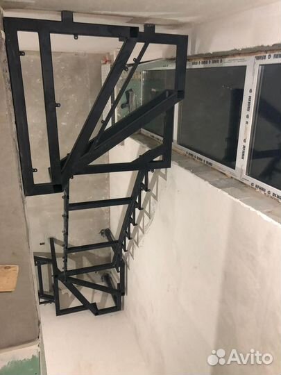 Металлическая лестница