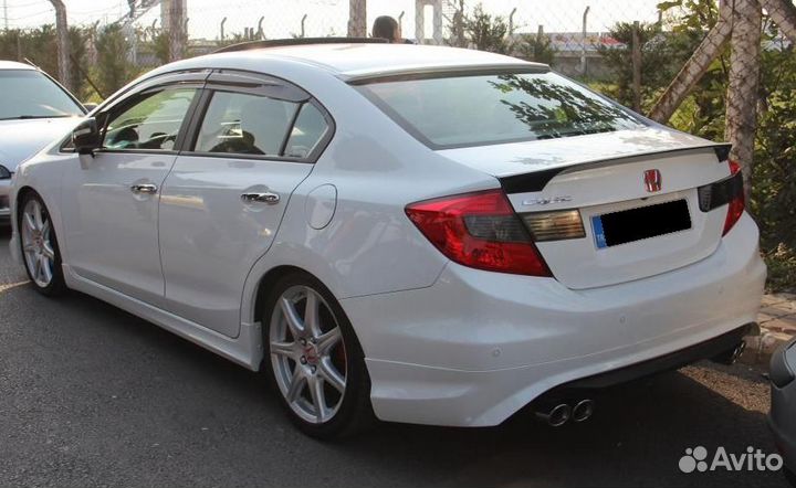 Спойлер для Honda Civic 4d от 2012 г.в. (9 gen)