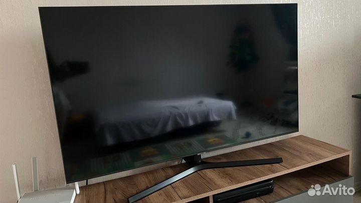 Телевизор LED Samsung UE55AU7500uxce