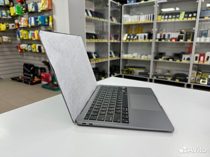 Ноутбук Apple MacBook Air 13 M1/8/256gb