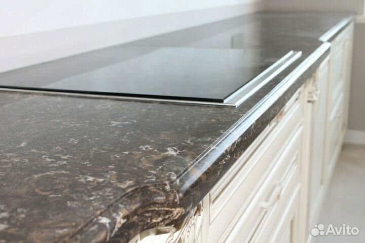 Столешница на кухню из кварцевого агломерата