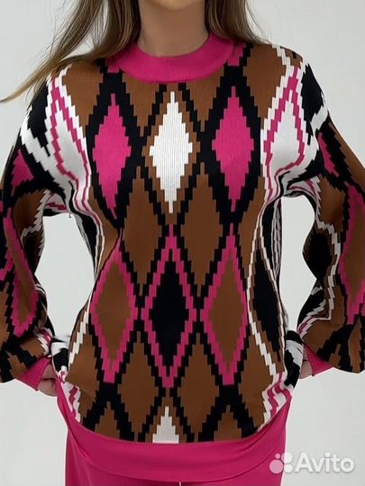 Джемпер трикотажный