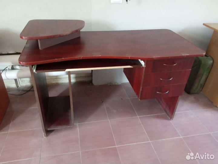 Компьютерный стол, столы