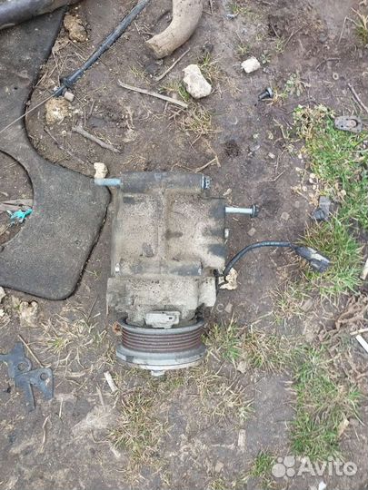 Компрессор кондиционера Ford Mondeo 2