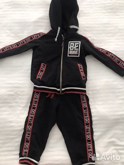 Спортивный костюм